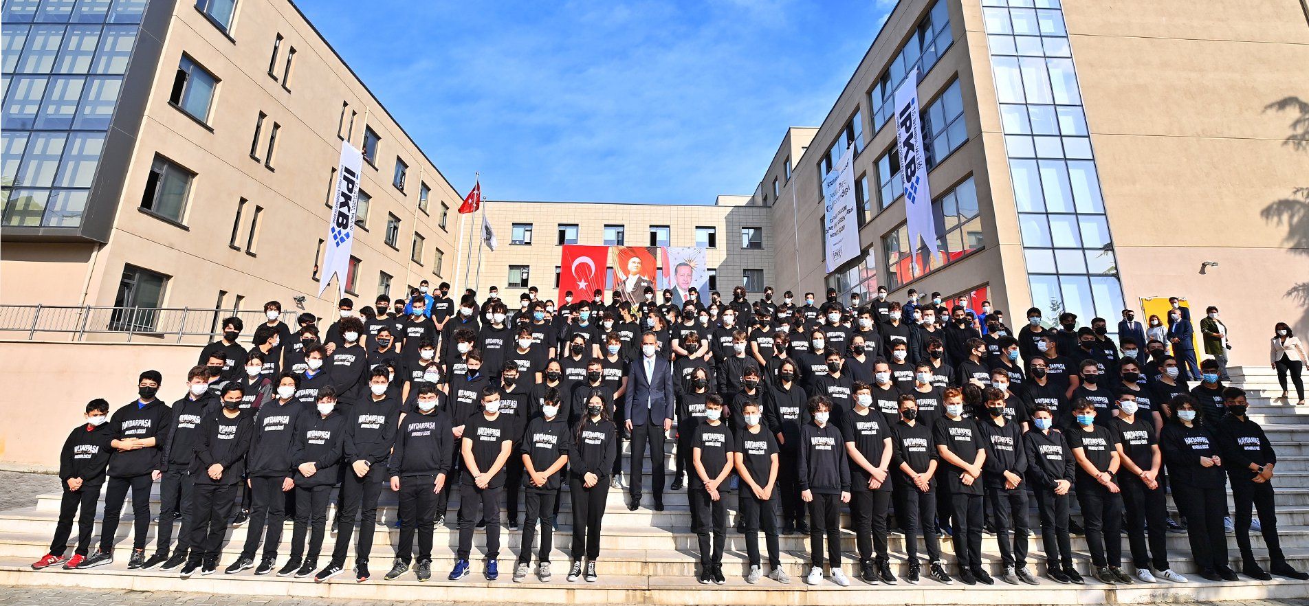 MINISTER ÖZER INAUGURATED HAYDARPAŞA VOCATIONAL AND TECHNICAL ANATOLIA HIGH SCHOOL